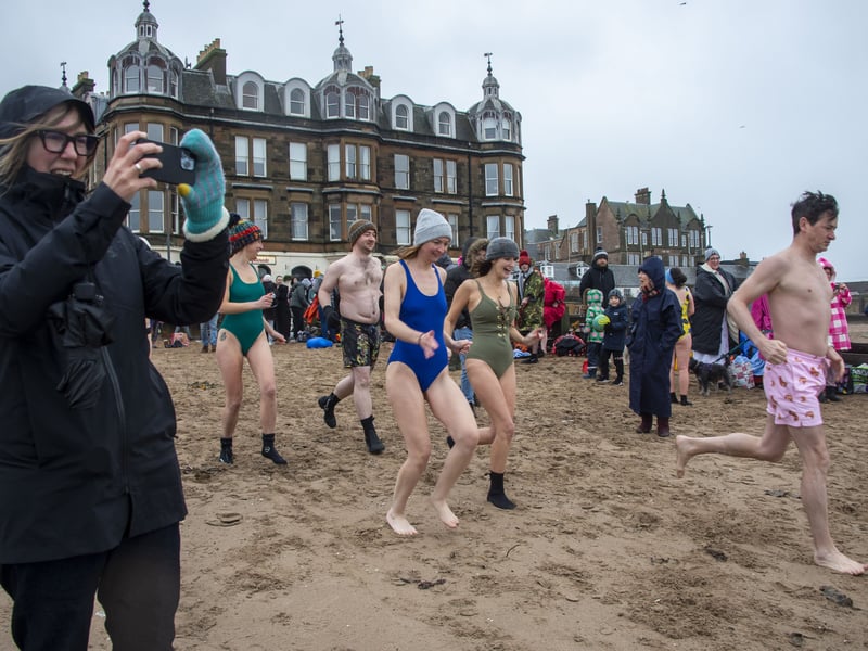 Portobello Loony Dook 2025
