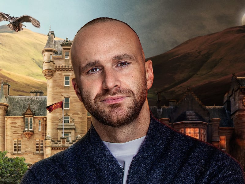 The 39-year-old property consultant is one of the handful of contestants from London. He is a faithful as of episode one.
