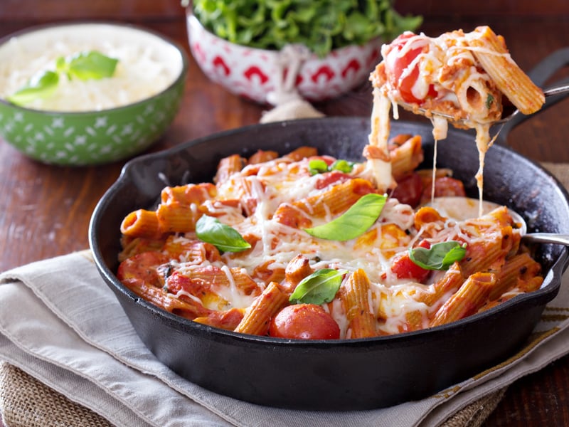An easy-to-make dish that will serve your whole family, a pasta bake is a comforting, filling and warm meal with plenty of flavour and texture.
