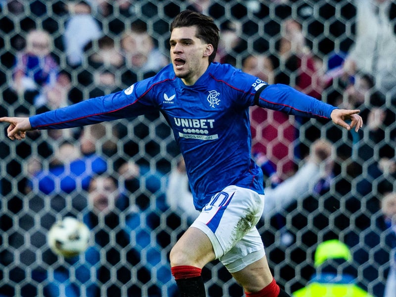 The Romanian attacker was forced off at half-time against Dundee due to a problem with his back. A fresh injury blow for the Gers.