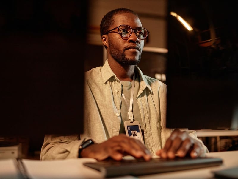 In eighth place are front-end developers, who earn an average of £47,100 in the UK.