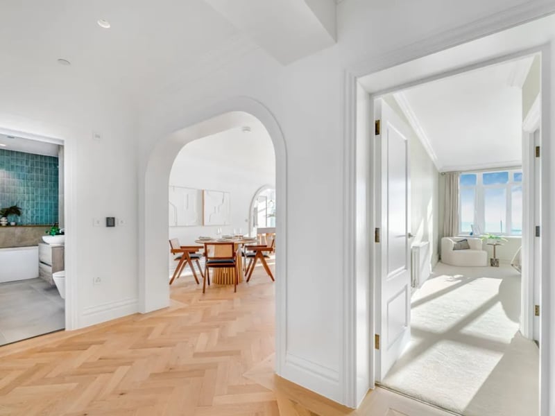 The listing says: "A stunning sea facing fourth floor apartment with panoramic waterfront views over the Solent."