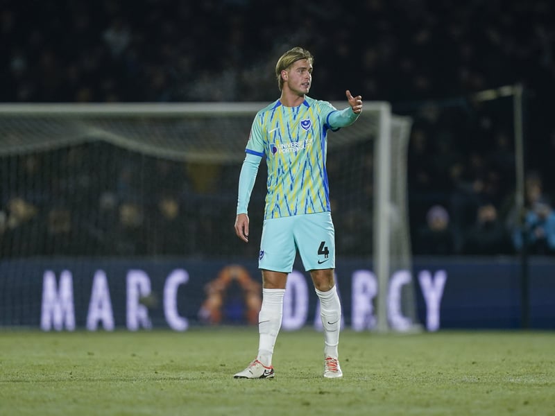 Wycombe v Pompey match action