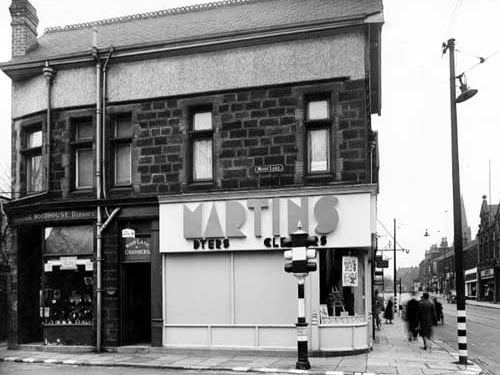 The junction of Otley Road with Wood Lane in October 1942.
