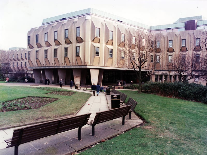 This eye-catching extension to Sheffield Town Hall was dubbed the 'Egg Box' upon its completion in 1977. Haters considered it a monstrosity, though some admirers appreciated its unique appearance. It didn't last too long before it was demolished in 2002.