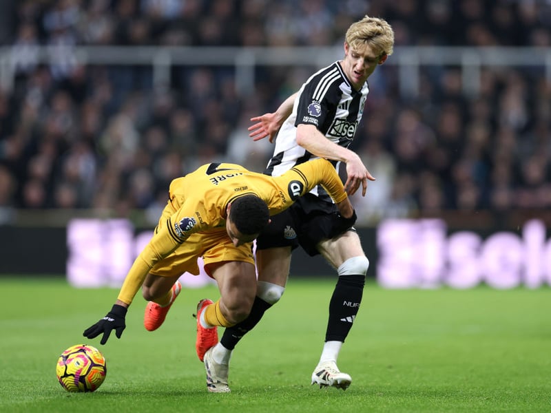 An energetic display down the left, always looking to drive forward with the ball but lacked the final ball. Troublesome in possession on a few occasions as he ran into danger and lost the ball. Saw a good chance deflect over at the start of the second half before scoring his fifth goal in his last six appearances.