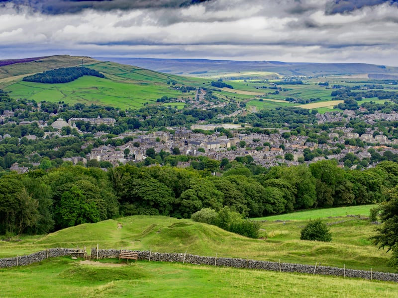 There are 416 establishments in High Peak across the three key categories. Of those, 12 (2.8%) had a food hygiene rating of two or lower.