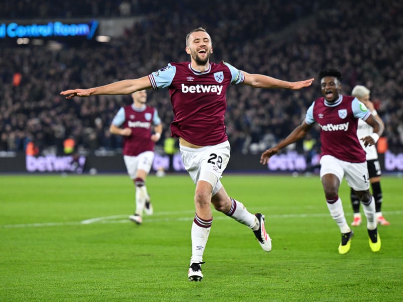 West Ham’s struggles under Julen Lopetegui (four wins in 17 games) and Graham Potter’s shaky tenure suggest a transitional 2025/26. A mid-table finish seems likely unless results improve significantly.