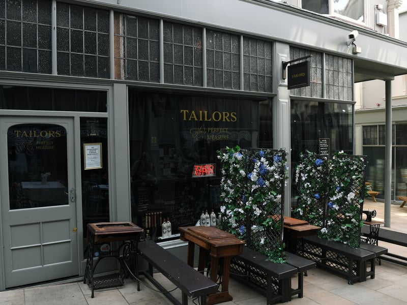 While Tailors Gin is of course known for its gin offerings, as well as 1920s cocktails, it also serves up an alcohol free range. Priced at only £4, Tailors Gin serves up mocktails which can be created to suit the taste preference of the customer.