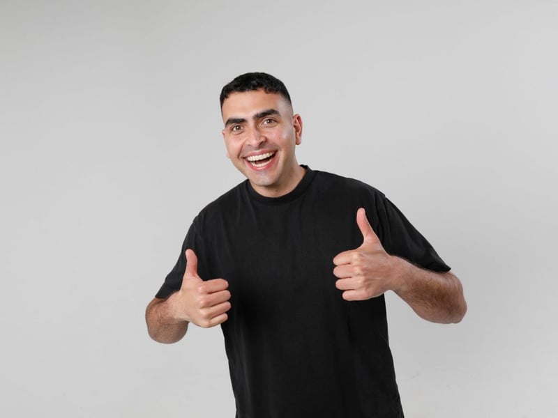 Get ready to move! Sammy Virji is a rising star in the UK house scene, delivering high-energy sets that are as infectious as they are melodic. Expect a surge of euphoria with every beat.