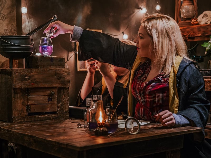 The Cauldron in Edinburgh has a 4* rating from 507 reviews. A TripAdvisor reviewer said: “I did the potion making class and the service was great. The people were very polite and enthusiastic. Eve, our server, was great, very enthusiastic and tended to our every need.”