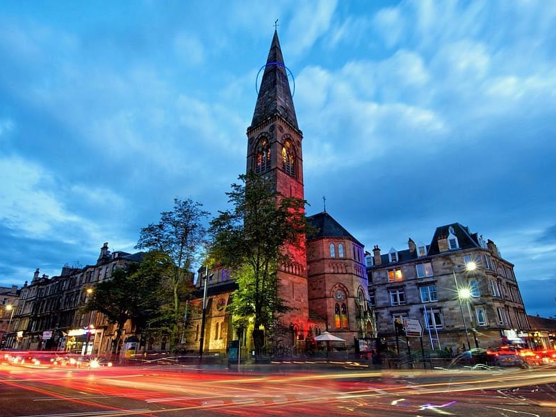 Oran Mor in Glasgow has a 4* rating from 1,158 reviews. A TripAdvisor reviewer said: “Myself and my partner came here for a couple of drinks after enjoying the nearby botanical gardens. We came in and were served by the warm friendly staff. We both enjoyed a few beers and definitely want to return for the food next time round.”