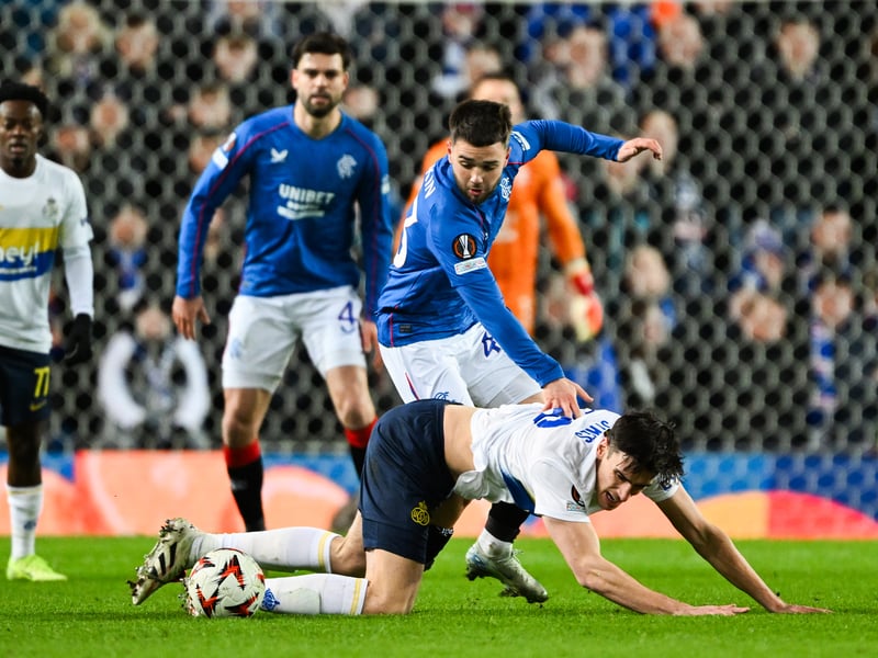 Kept it simple and recycled possession well. The few times he lost the ball, he fought to win it back. Took his goal well with a neat run to the back post.