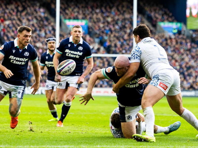 A winning return for the Edinburgh hooker who hadn’t played for Scotland since the opening game of the 2023 World Cup. Recalled for his set-piece nous and didn’t disappoint. Also produced a deft one-handed offload to assist Ben White for his try. 8