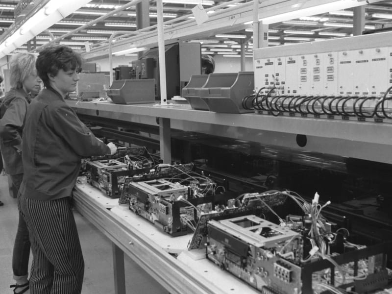 Assembling the chassis of video recorders at the Mitsubishi electronics factory in Livingston, May 1984.