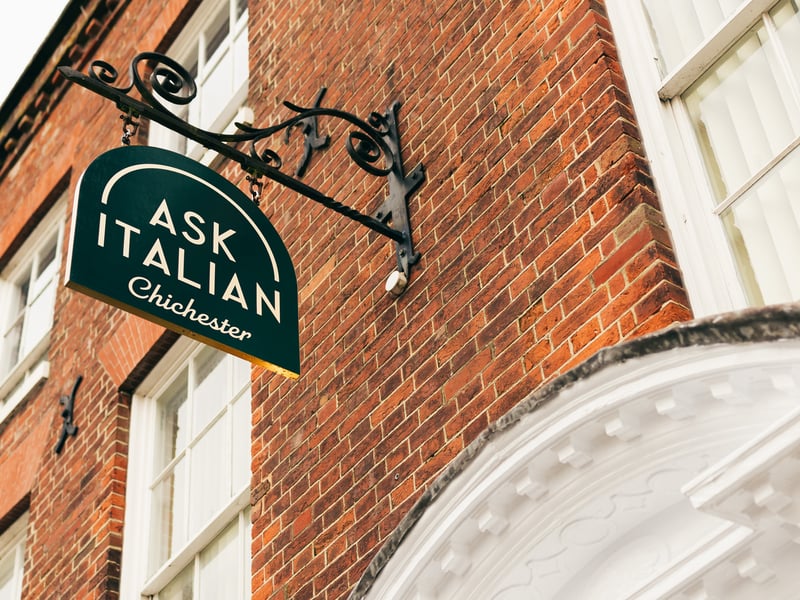 ASK Italian is offering customers a glass of prosecco, a Peroni or a soft drink for free when they choose to dine in its restaurants. The deal is available throughout February. To redeem, customers must be signed up to the ASK Italian Perk Scheme. For more information, please visit the ASK Italian website.