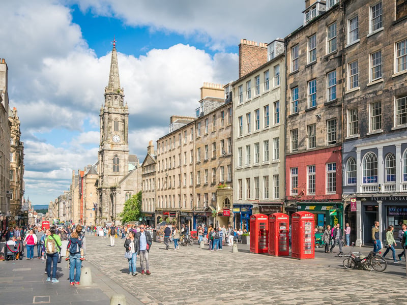 Edinburgh's dominance continues with the historic Royal Mile, whcih runs between Edinburgh Castle and Holyrood, and contains many popualar attractions. In one of over 13.000 five star reviews CarlosP_BlumenauSC said: "The Royal Mile in Edinburgh is a true historical gem! As I walked through its streets I was transported to the past, immersed in the rich Scottish history. The medieval buildings and countless souvenir shops create a charming atmosphere."