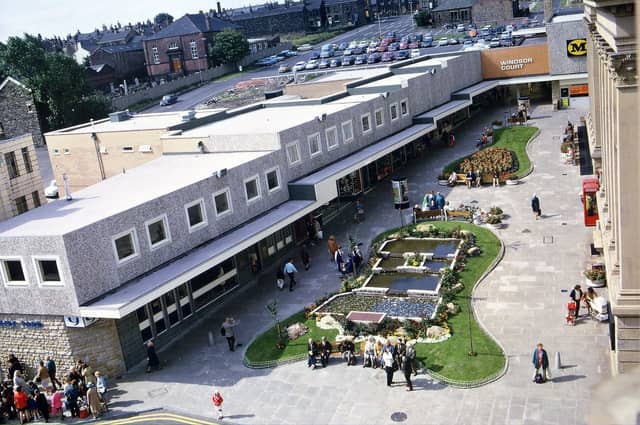 Windsor Court shopping precinct in August 1973 showing the layout and the flower beds. The new precinct was completed in October 1972 so that there would be at least 10 weeks' shopping time to Christmas; Morrison's was opened at the same time.
