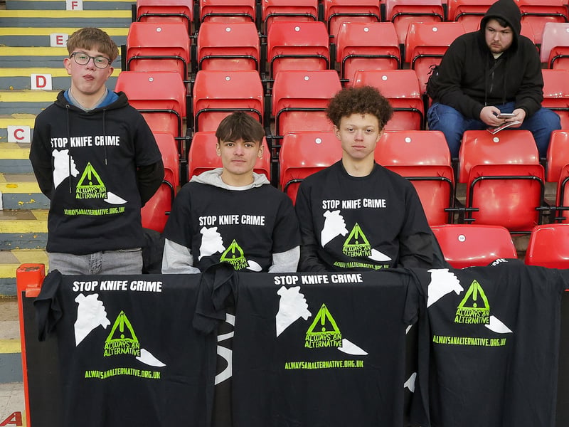 Sheffield United fans wearing Stop Knife Crime t-shirts 
in the clash against Pompey on Saturday.