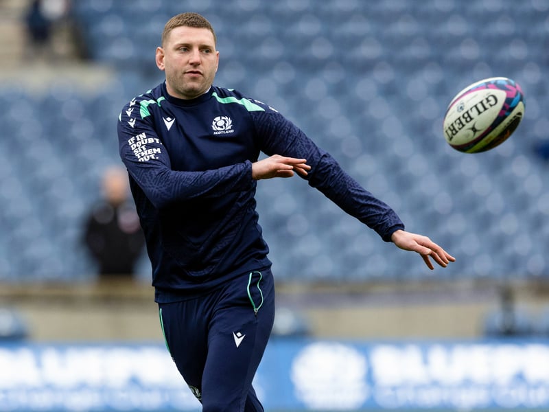 Limited impact early on as Ireland took game by scruff off neck. Taken off for an HIA on 22 minutes after clash of heads with teammate Darcy Graham. Unable to continue and replaced by Stafford McDowall. n/a