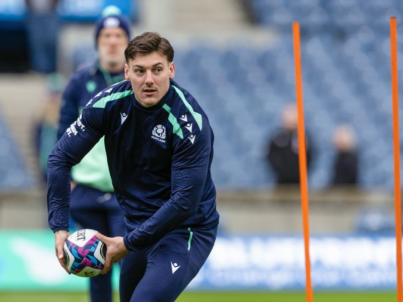Started off the match at inside centre but was quickly moved to stand-off after Finn Russell's head knock. Found it hard to make tangible progress against a robust Irish defence. 5