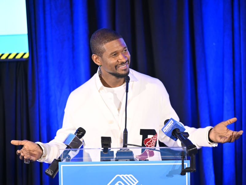 Releasing his first album at the age of just 15, Usher has enjoyed pretty much consistant success ever since, with his third album alone selling over three million copies. He has a fortune estimated at around $180 million.