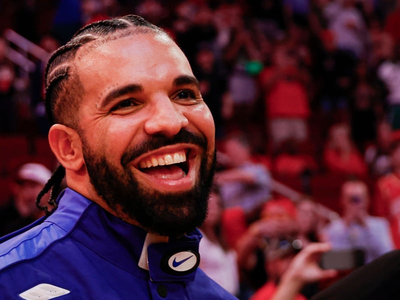 Canadian rapper Drake has had a very public spat with fellow musician Kendrick Lamar. He can still beat him when it comes to his bank balance. He's worth an estimated $250 million.