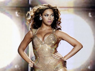Beyoncé will be performing multiple nights at Tottenham Hotspur Stadium in June 2025 on June 5, 7, 10, 12, 14, and 16.