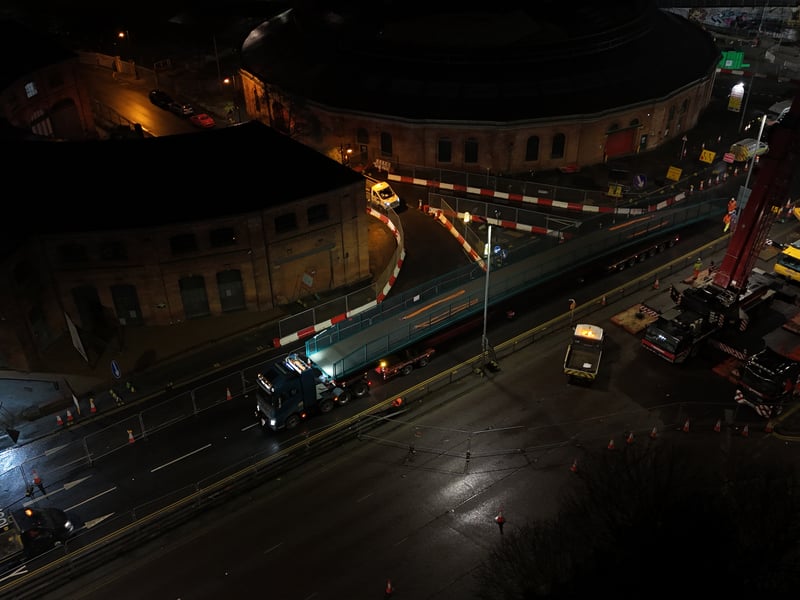 The new Wellington Road footbridge was successfully installed over the Armley Gyratory this weekend.