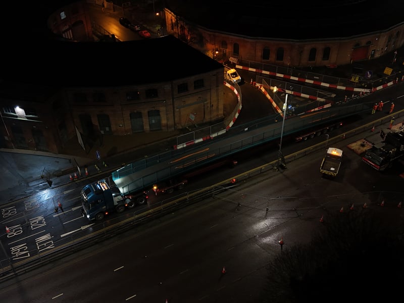 The new Wellington Road footbridge was successfully installed over the Armley Gyratory this weekend.
