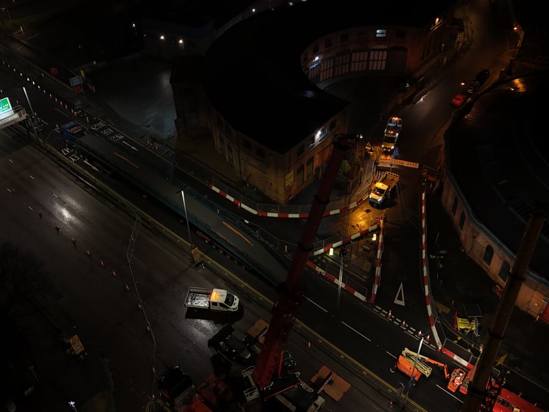 The new Wellington Road footbridge was successfully installed over the Armley Gyratory this weekend.