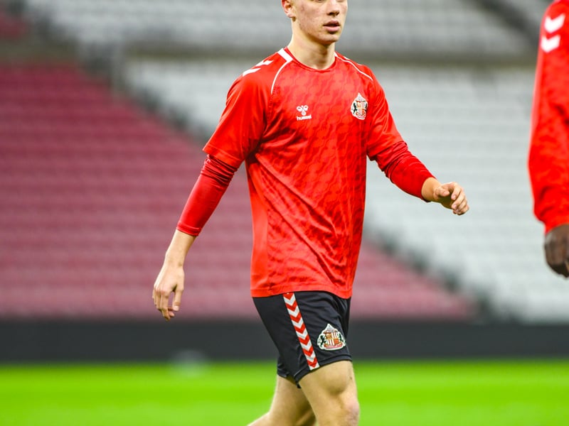 Jaydon Jones started in the middle alongside brother Harrison Jones and knitted the play together well during the opening stages, but struggled to bend the game to his will as Sunderland went 3-0 down quickly in the second half. 4