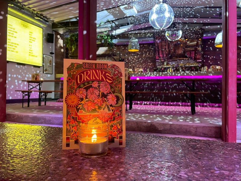 Green Room is a social space, situated on Wellington Street. Its bar area has a terrace, dance floor and main bar, with local DJs playing sets during the weekend. It has a selection of alcohol free drinks available on its menu including bottled 0% lager, cider, and mocktails. 