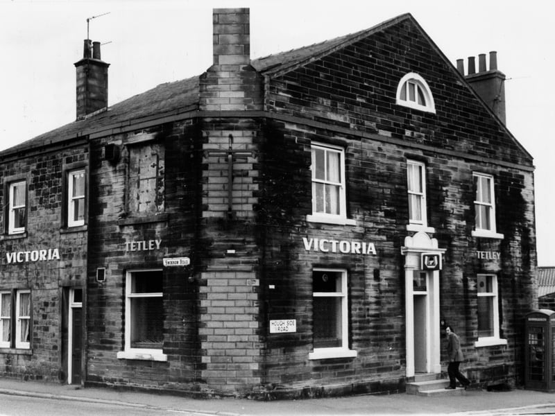 This Lowtown boozer, pictured in September 1977, was built in 1838 for the coronation of Queen Victoria. It closed in 2014.