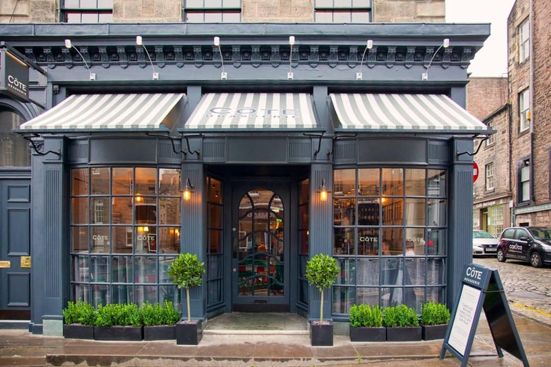 This French bistro restaurant is inspired by the brasseries of Paris and serves classic French dishes. Reviewers praised the service and high quality of the food, especially when it came to dietary restrictions. 
