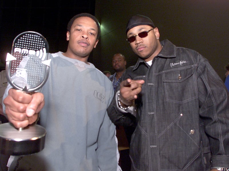 Dr. Dre and LL Cool J at the 2000 Radio Music Awards at the Aladdin Hotel in Las Vegas, 11/04/00.