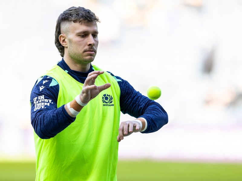 If Darcy Graham doesn’t make it following his concussion then Rowe is next in the queue. The Glasgow winger played as a replacement against Italy in Scotland’s Six Nations opener.