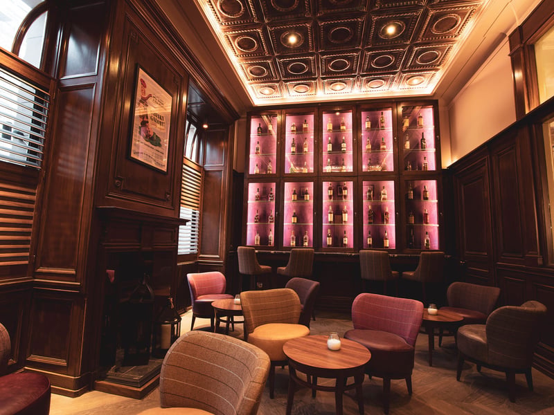 Formerly Urban bar and brasserie, Ralph and Finns serves classic dishes and cocktails in contemporary surroundings. Professional staff and delicious food are mentioned in the reviews.