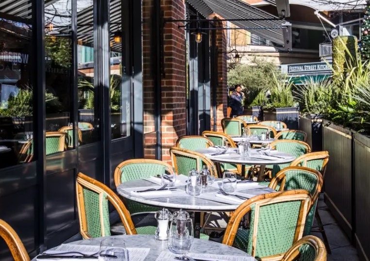 Cote Brassiere in Basingstoke has a 4.7* rating from 51 reviews. An OpenTable diner said: “Great food and service. We sat outside in the sunshine and enjoyed a late breakfast with a glass of champagne. Staff friendly.”