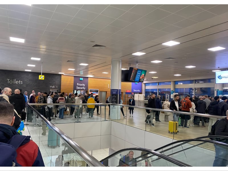 Glasgow Airport - 15 minutes and 12 seconds.
