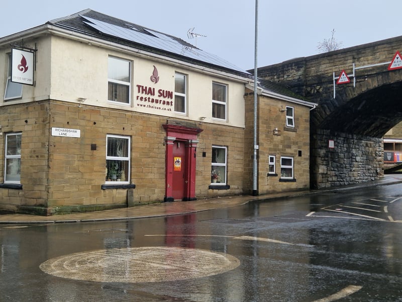 The Sun Inn on the corner of Town Street and Richardshaw Lane in Stanningley. Now the Thai Sun restaurant.