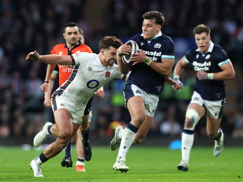 Excellent performance from the Glasgow back who slotted into the 12 role made vacant by Sione Tuipulotu's injury. Great pass led to White's try. 8
