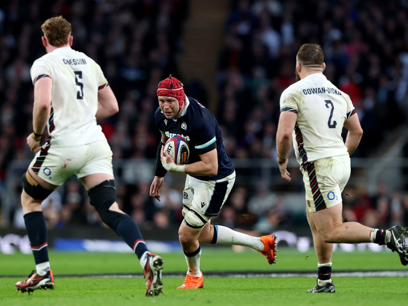 Battling performance from the second row who was his usual dominant self in the lineout. 7