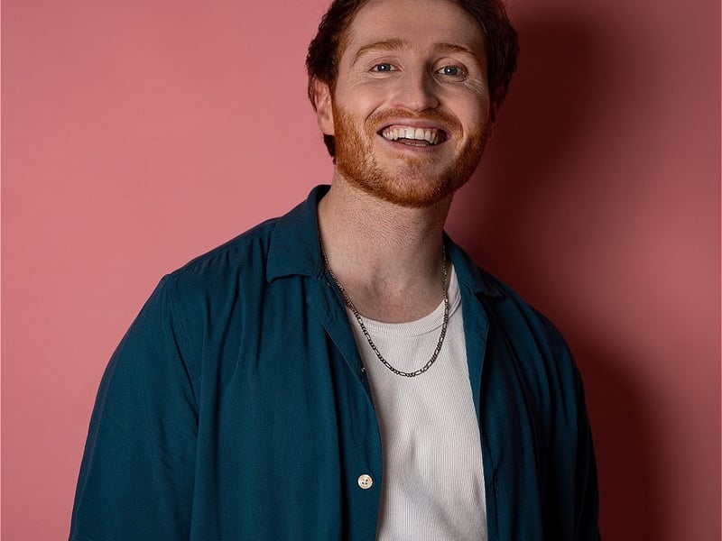 Returning after three Fringe sell-out shows, Ali Woods, star of Comedy Central and Stand Up Sketch Show and known for his viral online sketches, returns with a new performance.

Ali will be performing almost every night from 30 July to 24 August at Underbelly Bristo Square.