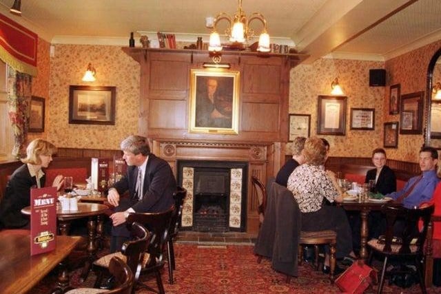 The Dundee Arms in 1999 
