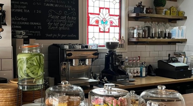 Heritage Coffee Shop is an independent coffee house located in the Lancashire area of Blackpool. Alongside a wide selection of breakfast and brunch options, Heritage Coffee Shop also serves up fluffy stacks of pancakes.