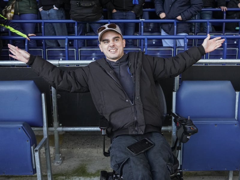 Pompey fans once again backed their team on the road as 1,323 travelling supporters roared their team on at Luton.
