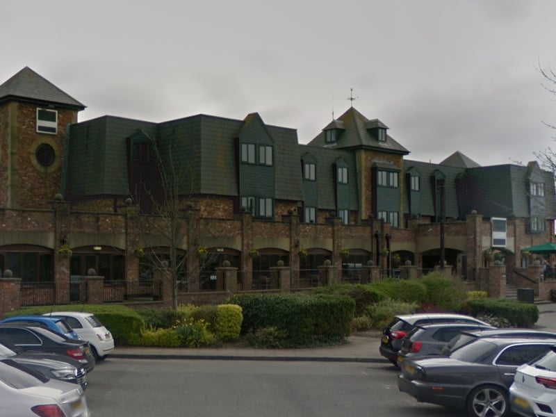 E Park Dr, Blackpool FY3 8LL - 3.9
