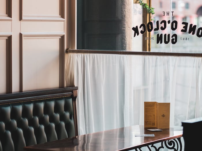 The One O’Clock Gun is an award-winning pub situated in Liverpool’s docklands. It has two pies which are incredibly popular with customers, the 14-hour braised Swaledale beef and ale pie and the Lancashire cheese and onion.
