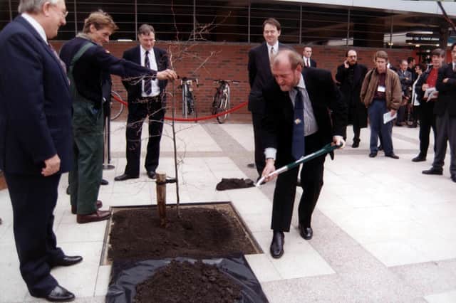 Joe Cocker plants a tree at Sheffield Hallam University to commemorate his award of an honorary doctorate.